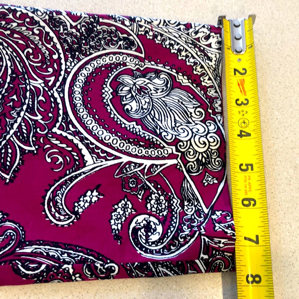 TALBOTS PAISLEY PRINT CROPPED PANTS FUCHSIA BLACK WHITE SIZE 8P - Picture 12 of 13
